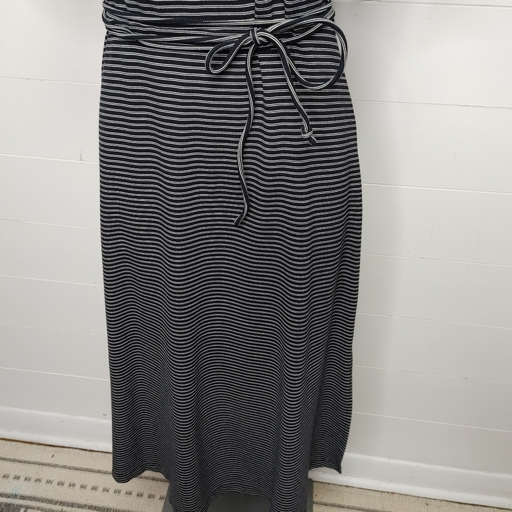 Club Monaco striped scoop neck dress size M - Picture 4 of 11